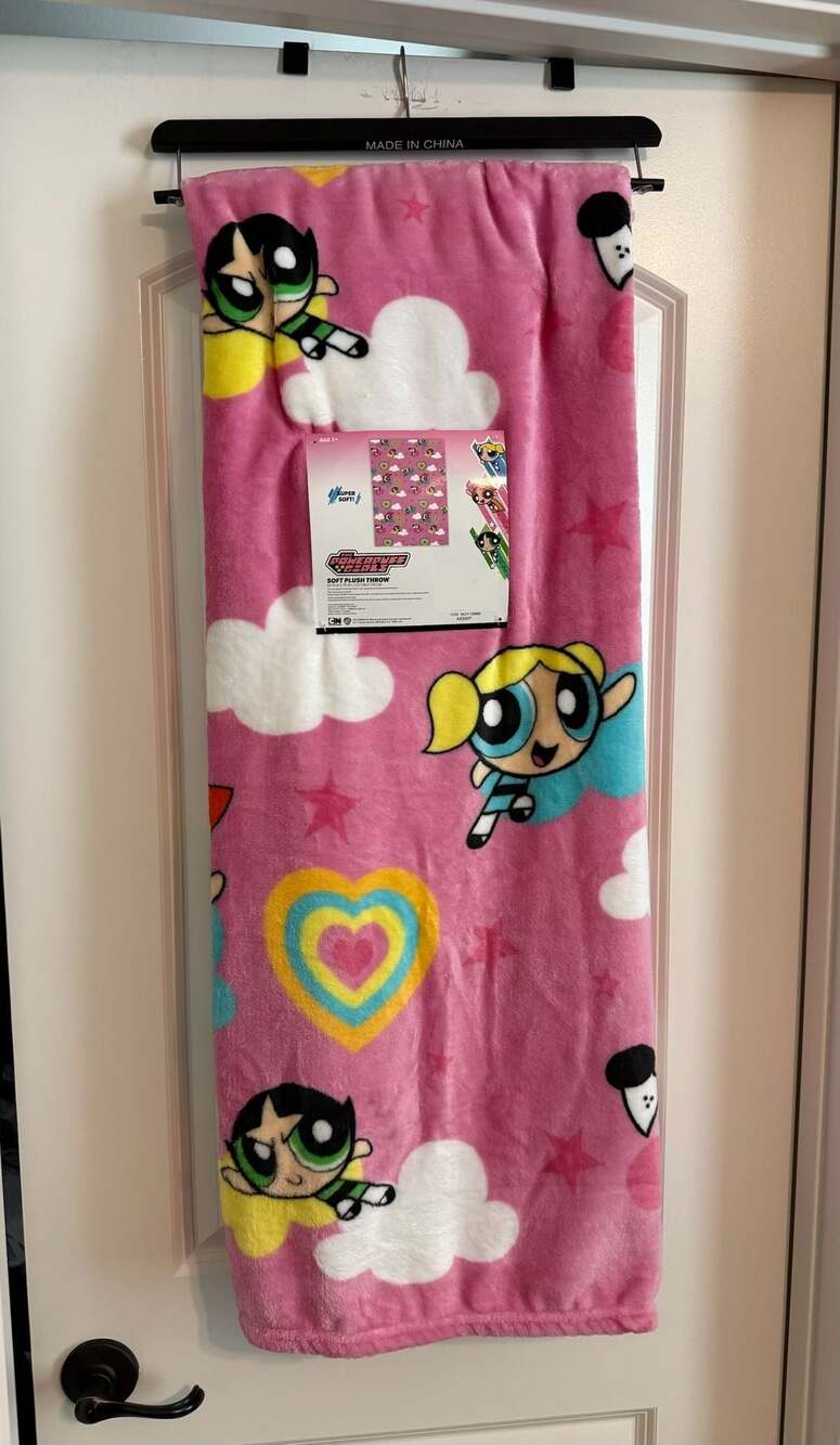 The Powerpuff Girls Super Soft Plush Throw Blanket Pink 50" x 70"